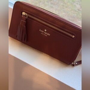 Kate Spade Rich Brown Leather Wallet